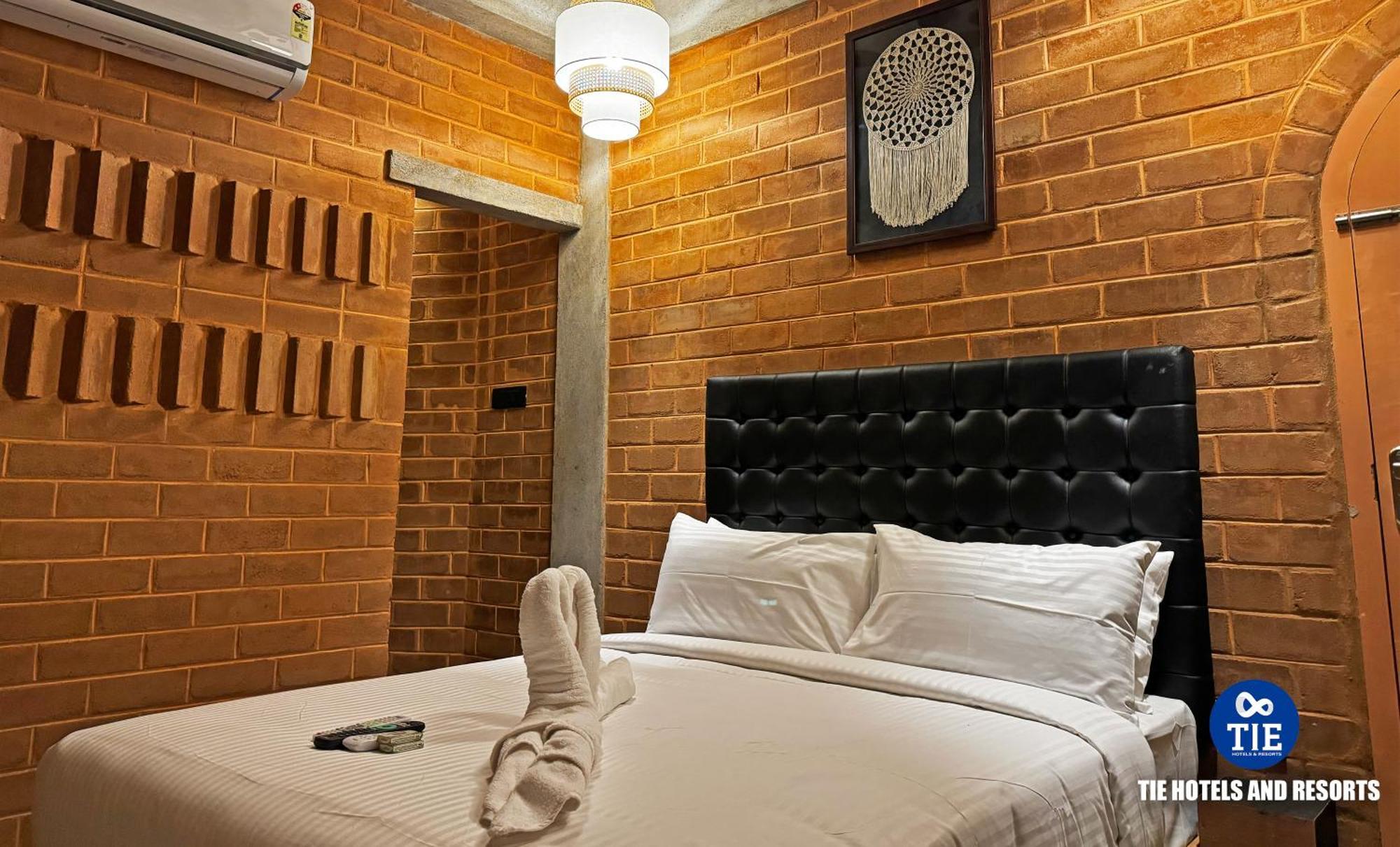 Eden Beach Resort - Tie Hotels & Resorts Пондичерри Экстерьер фото